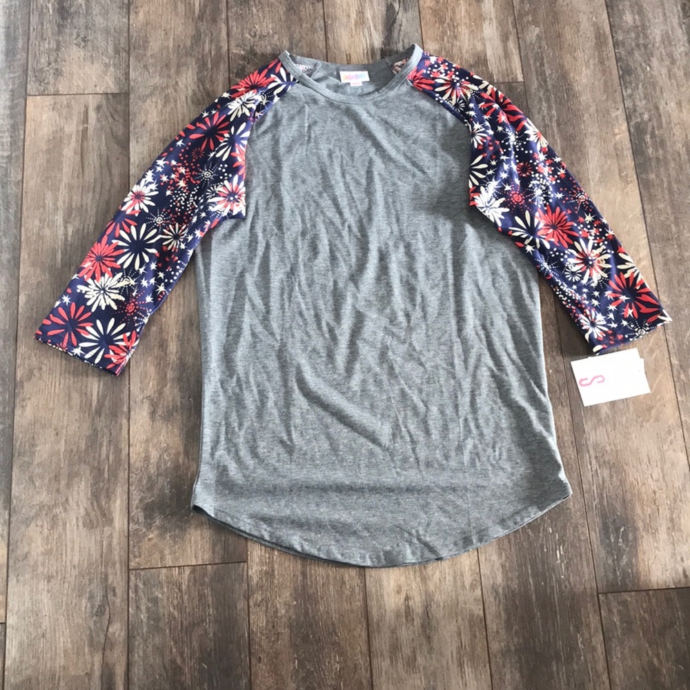 NWT LuLaRoe Randy S Gray Fireworks LS Top